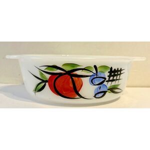 Vtg Fire King Casserole Dish Milk Glass 1.5 Qt Gay Fad Painted Apple Blueberry